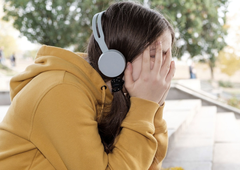 Na najnovejši primer spolnega nasilja na slovenski osnovni šoli se je odzval šolski minister