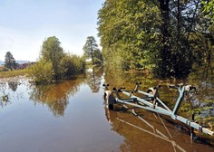 Šok na Ljubljanskem barju: v vodi zasledili komunalno blato, ogrožena je tudi Ljubljanica