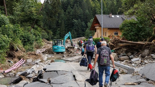 Takšne škode na gozdnih cestah v zgodovini Slovenije še ni bilo, številke so grozljive, pa niti še niso končne (foto: Profimedia)