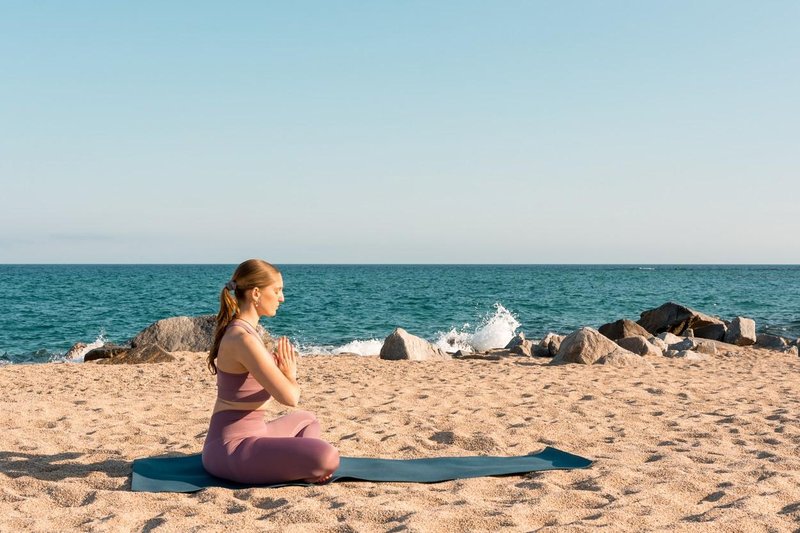 Obala je idealen kraj za meditacijo.