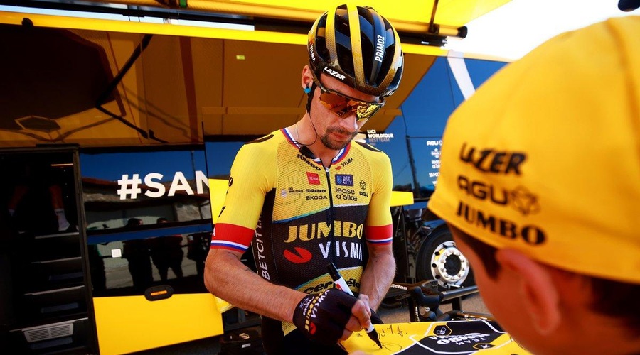 Slab razplet za Rogličevo ekipo, njihova objava po dramatičnem začetku vas bo vseeno nasmejala (foto: Twitter/ Team Jumbo-Visma cycling)