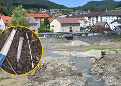 So poplave prinesle veliko onesnaženje? V zemlji kritične vrednosti strupenih snovi, uvedli postopek v tovarni akumulatorjev