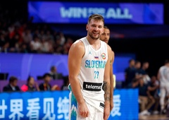 Slovenija je v četrtfinalu! Izjemna predstava naših košarkarjev, ki so povsem razbili Avstralijo! (VIDEO)