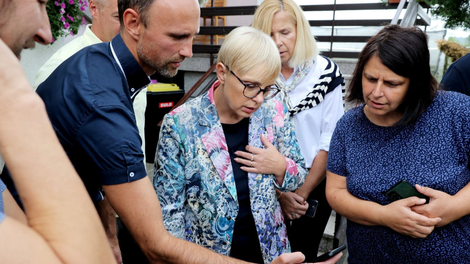 Nataša Pirc Musar ob obisku območja, ki ga je prizadel tornado: "Ni stvari, ki je človeške roke ne bi znale popraviti"