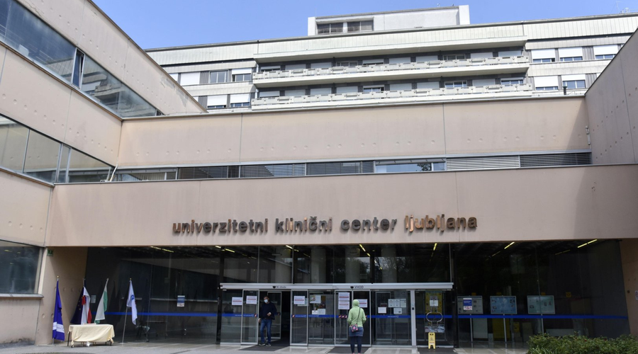 So na vidiku boljši časi? Zdravljenje otrok s prirojenimi srčnimi napakami v ljubljanskem UKC prevzema novi kirurg (foto: Klara Bokan/Bobo)