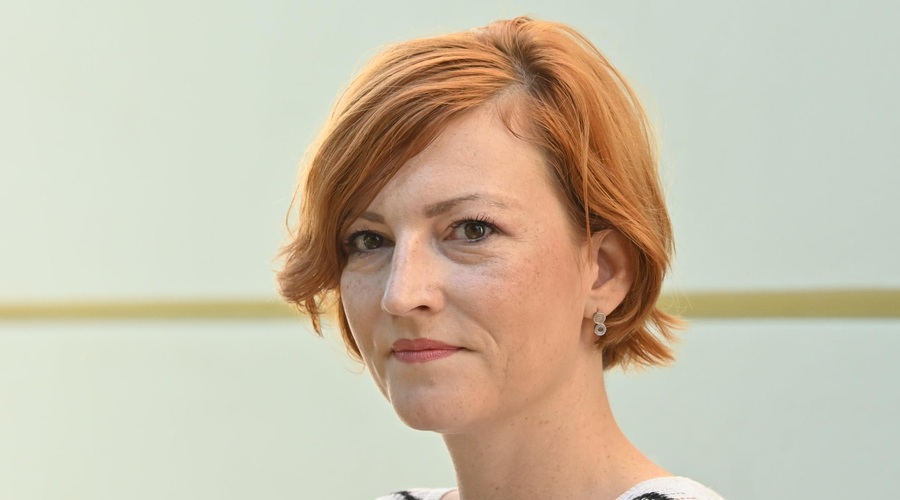 Žalostna izpoved iz otroštva, ministrica Asta Vrečko odprla dušo: "Ko sem bila stara šest let, je moj oče ..." (foto: Žiga Živulović j.r./Bobo)