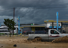 Razmere v Grčiji po zgodovinskih poplavah izredno dramatične: česa takšnega tamkajšnji gasilci še niso videli