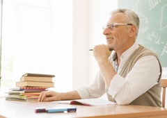 Bodo učenci na urnik dobili obvezni drugi tuji jezik? Ravnatelji nasprotujejo ...