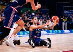 Spektakularno! Zgodovina košarke se je spisala na novo, okronana država, ki ni slavila še nikdar (VIDEO)