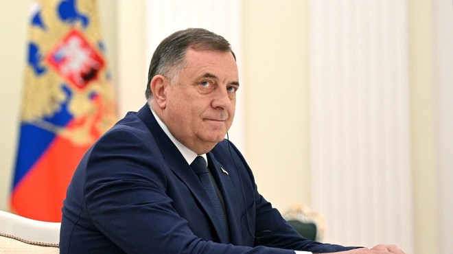 Se je Milorad Dodik podpisal pod svojo lastno politično 'smrt'?! Razvpitemu politiku grozi 5-letna zaporna kazen (foto: Profimedia)