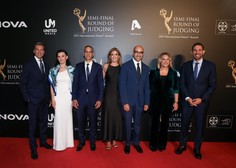 Znane osebnosti iz filmskega in televizijskega sveta v Atenah na svečanem polfinalnem izboru mednarodnih emmy nagrad