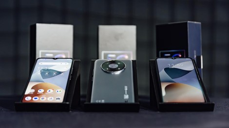 Telemach Slovenija predstavlja svojo znamko mobilnega 5G telefona