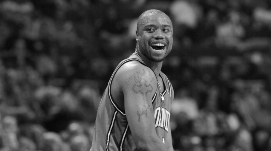 Nekdanji košarkar NBA umrl med izvajanjem vroče joge (star je bil zgolj 42 let) (foto: Twitter/Daily_rare_news)