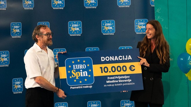 Eurospin že 6. leto zapored doniral 10.000 evrov za nakup šolskih potrebščin otrokom iz socialno ogroženih družin (foto: promocijska fotografija)
