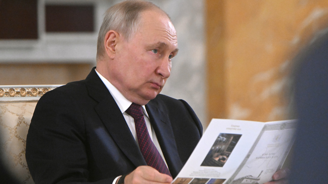 Kam potuje Vladimir Putin? Ruski predsednik naj bi se prvič po izdanem nalogu za njegovo aretacijo odpravljal v tujino (foto: Profimedia)