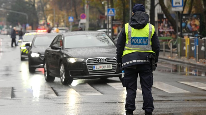 Vozniki, pozor! Na cestah pričakujte poostren nadzor policije (razkrivamo, kje bodo prežali na vas) (foto: Žiga Živulović j.r./Bobo)
