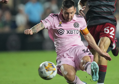 Lionel Messi moral zaradi težav z zdravjem sredi tekme zapustiti igrišče: kaj se dogaja?