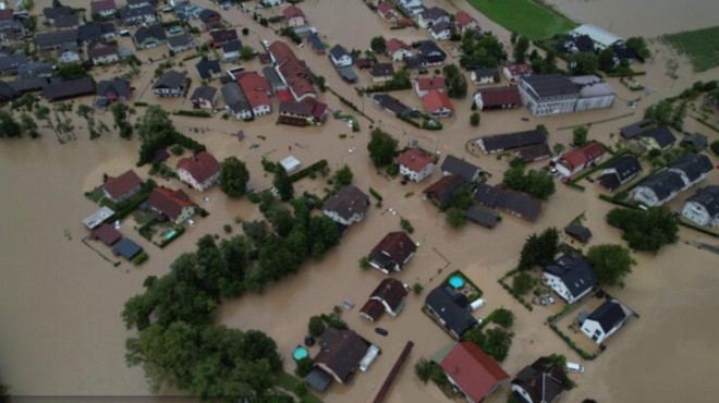 Slovenijo so letos prizadele hude poplave. Nostradamus napoveduje, da prihodnje leto ne bo nič boljše. (foto: Posnetek zaslona/Občina Komenda)