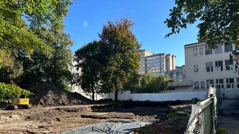 Na mestu stare vile v središču prestolnice bodo zrasla stanovanja, ki jih ne bo mogoče kupiti (preverite, zakaj)
