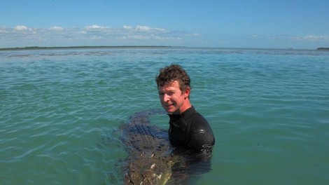 Strokovnjak za krokodile in zoolog Adam Britton