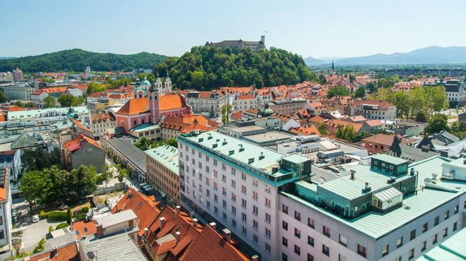 Ulica v središču Ljubljane bo dlje časa zaprta za ves promet: kaj je razlog za takšno odločitev? (foto: Profimedia)