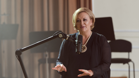 Ksenija Benedetti jezno: "Spremeniti bi bilo treba marsikateri zakon, ki dopušča, da so lopovščine legalne"