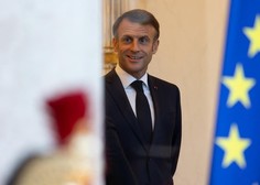 Francoski predsednik Emmanuel Macron popustil pod pritiski: Francija iz Nigerije umaknila veleposlanika, odhajajo tudi vojaki