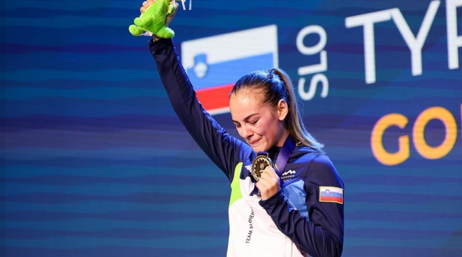 V Sloveniji zavrnjena, na tujem več kot dobrodošla: nedopustna zgodba o tem, kako je nadarjena športnica ostala brez vpisa na univerzo (foto: Facebook/Tyra Barada)