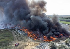 Požar v Osijeku: lokalne oblasti pozivajo k razglasitvi ekološke katastrofe