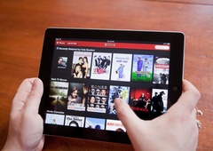 Netflix znova dvignil cene naročnin, številni uporabniki grozijo z odpovedjo