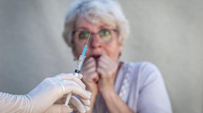 Ljudje lahko odklanjajo cepljenje tudi zaradi slabih izkušenj iz otroštva (kaže študija Dunedin) (foto: profimedia)