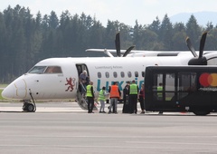 Na ljubljanskem letališču pristal milijonti potnik letos (srečnež prejel zastonj karte)