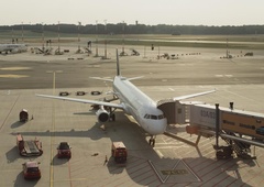 Vrstijo se odpovedi poletov: na več letalih namreč odkrili razrahljane vijake