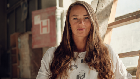 Tina Maze razveselila mnoge: prvič je javno pokazala obraz svoje hčerke Anouk (FOTO)