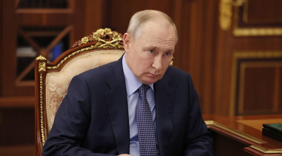 Putin: "Mislim, da se bo veliko ljudi strinjalo z mano, da je to jasen primer neuspeha ameriške politike na Bližnjem vzhodu" (foto: Profimedia)