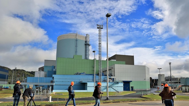 Nuklearna elektrarna Krško stoji že skoraj mesec dni: kdaj bo spet obratovala? (foto: Bobo)