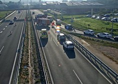 Zaprta hitra cesta: do hude nesreče naj bi prišlo zaradi vožnje v napačno smer