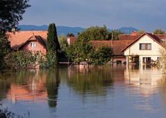 Končno dobra novica za samozaposlene, ki so utrpeli škodo v poplavah (a ne za vse)