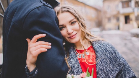 Psiholog razkriva stavek, ki ni izraz ljubezni (pari pa ga pogosto uporabljajo)