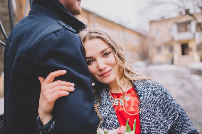 Psiholog razkriva stavek, ki ni izraz ljubezni (pari pa ga pogosto uporabljajo)