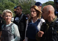 Ursula von der Leyen v Izraelu: "Groza tega, kar se je tukaj zgodilo, je nepopisna"