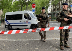 Najvišja stopnja pripravljenosti v Franciji: oblasti na ulice poslale več tisoč vojakov