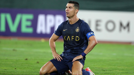 Ali Cristianu Ronaldu v Iranu res grozi 99 udarcev z bičem zaradi prešuštva?