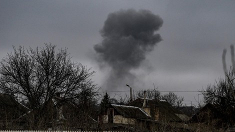 Rusija nadaljuje napade na Ukrajino, drone je poslala nad deset ukrajinskih regij
