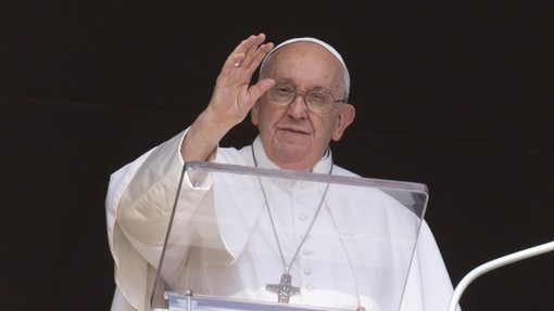 Papež pripravil svoj grob: "Treba se je pripraviti na starost in omejitve, ki jih ta prinaša"
