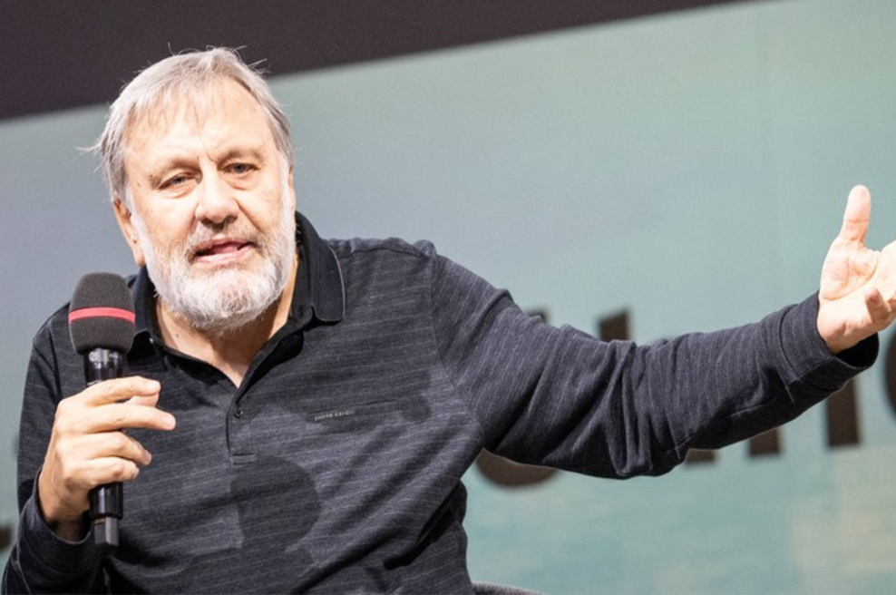 Slavoj Žižek po razburjenju, ki ga je povzročil v Frankfurtu, ne obžaluje ničesar: Janez Janša ministrico pozval k odstopu (foto: Profimedia)