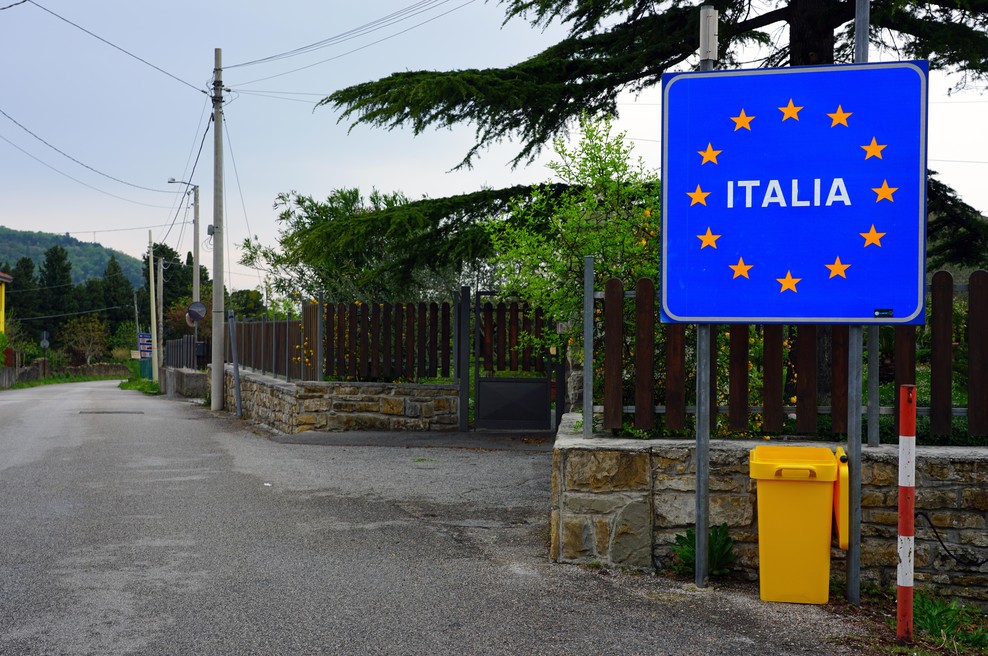 Nevarnost terorizma: Italija uvaja nadzor na meji s Slovenijo (foto: Shutterstock)
