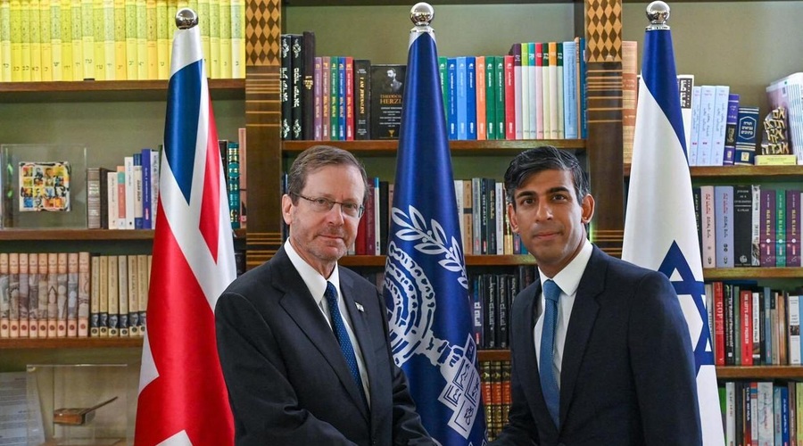 Britanski premier odločno podprl Izrael: "Ponosno stojimo ob vaši strani in si želimo, da bi zmagali!" (foto: Profimedia)