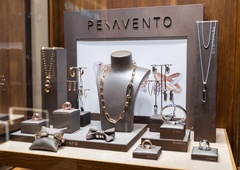 Nakit Pesavento v draguljarni Malalan: poezija v samem bistvu oblike