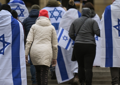 Slovenski poslanec na obisku v Izraelu obiskal svojce talcev, ki jih je ugrabil Hamas